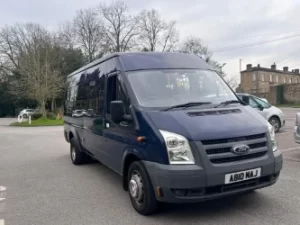 Minibus transfer from Hull to Leeds Bradford Airport with driver